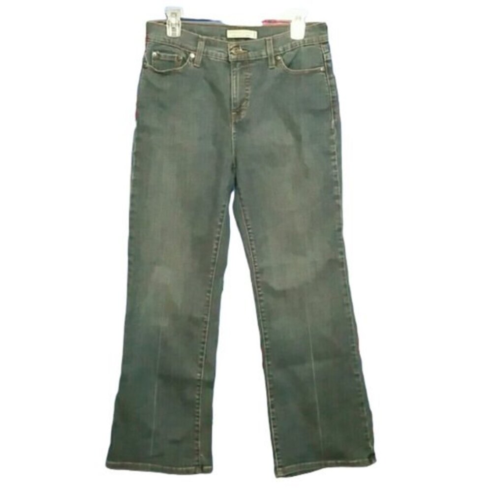 Levis Perfectly Slimming Boot Cut 512 Size 10Short